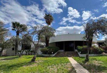 Strovolos, Nicosia Detached Villa For Sale | C6913