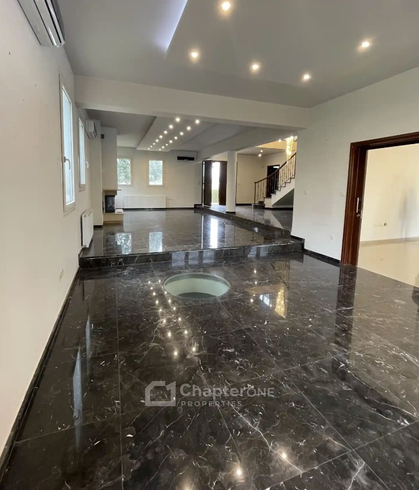 Detached Villa For Sale  in  Egkomi - Makedonitissa