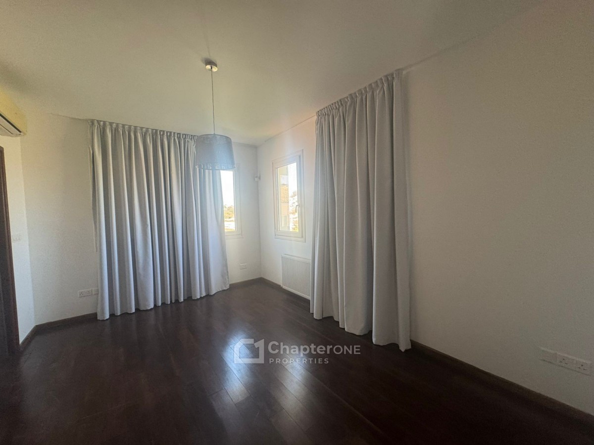 Detached Villa For Sale  in  Egkomi