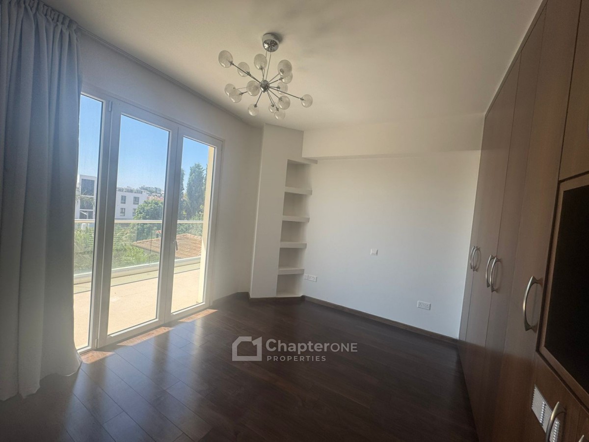 Detached Villa For Sale  in  Egkomi