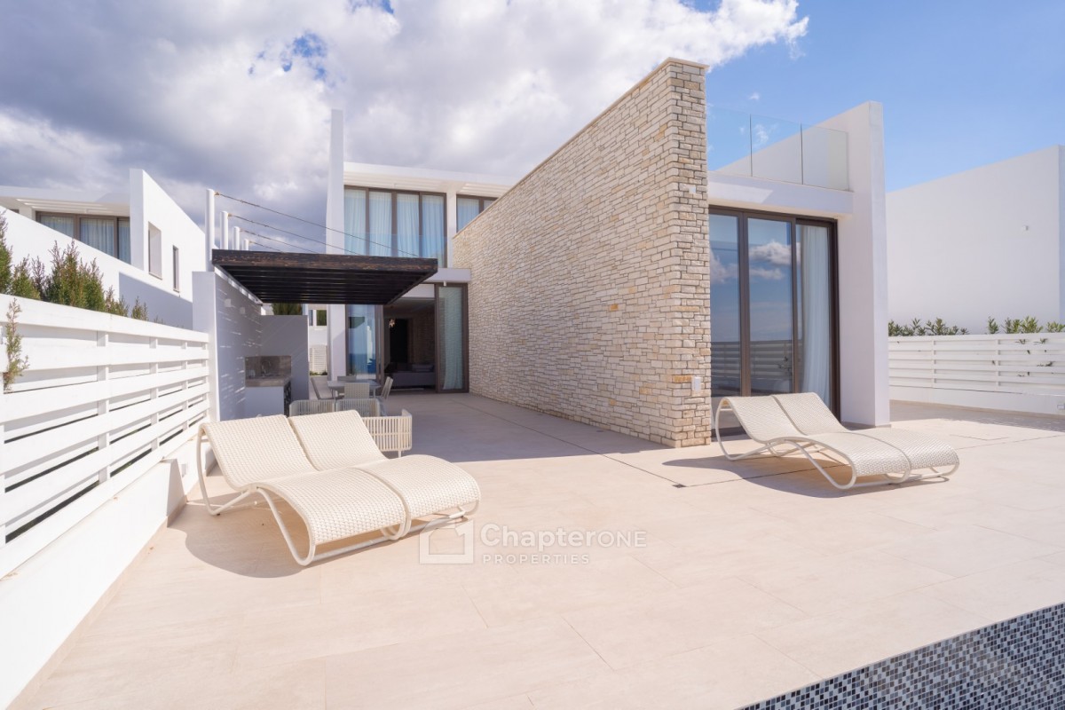 Detached Villa For Sale  in  Peyia - St. George
