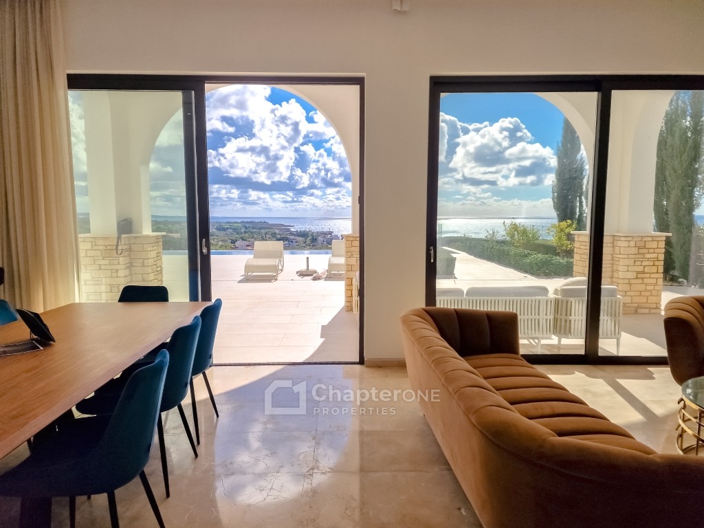 Detached Villa For Sale  in  Peyia
