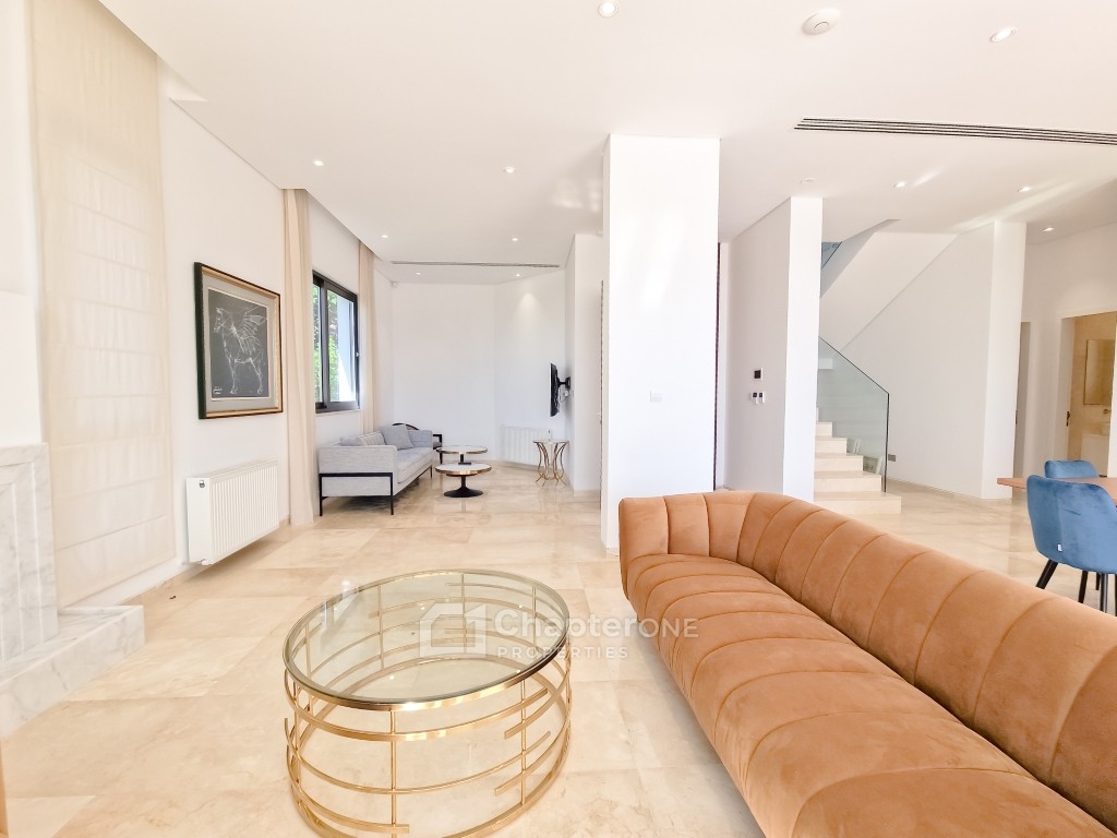 Detached Villa For Sale  in  Peyia