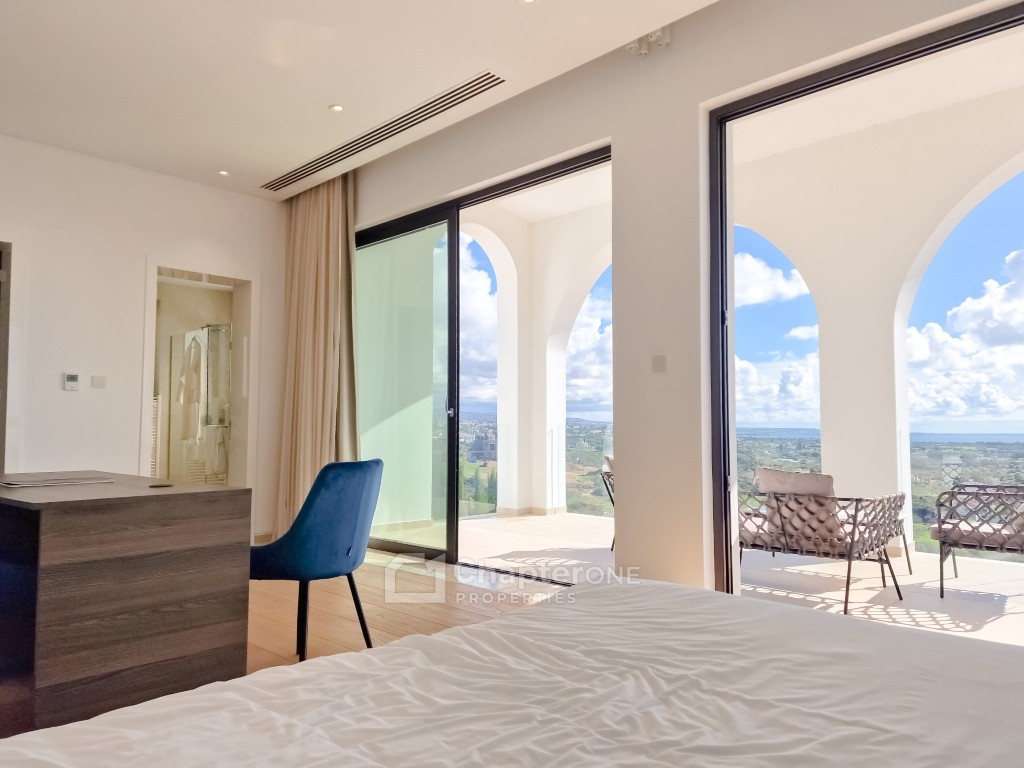 Detached Villa For Sale  in  Peyia