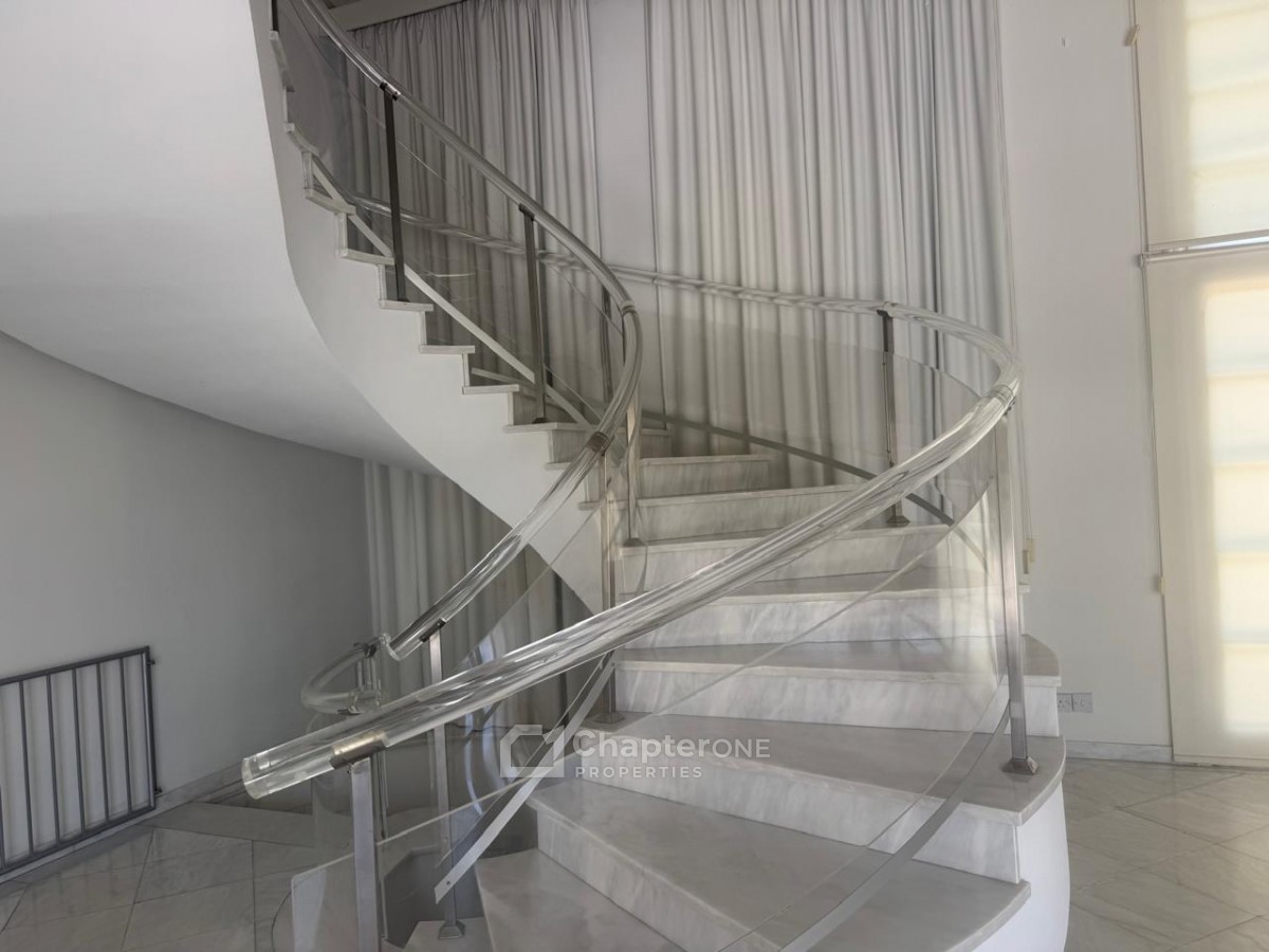 Detached Villa For Sale  in  Egkomi - Parissinos