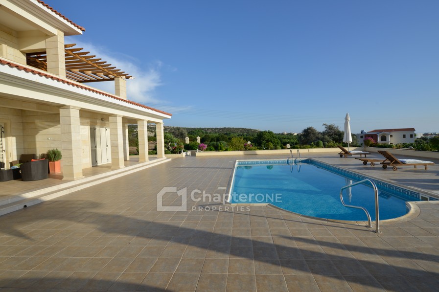 Detached Villa For Sale  in  Peyia