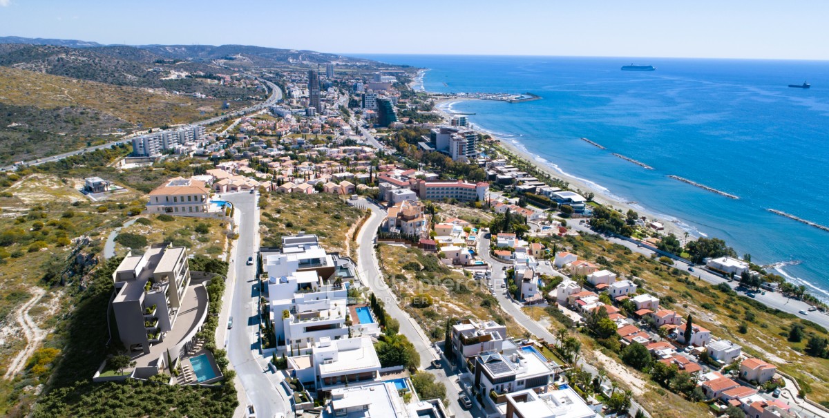 Apartment For Sale  in  Germasogeia Tourist Area