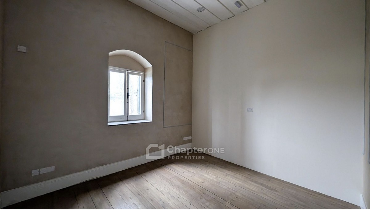 Commerical Building For Sale  in  Nicosia - Trypiotis