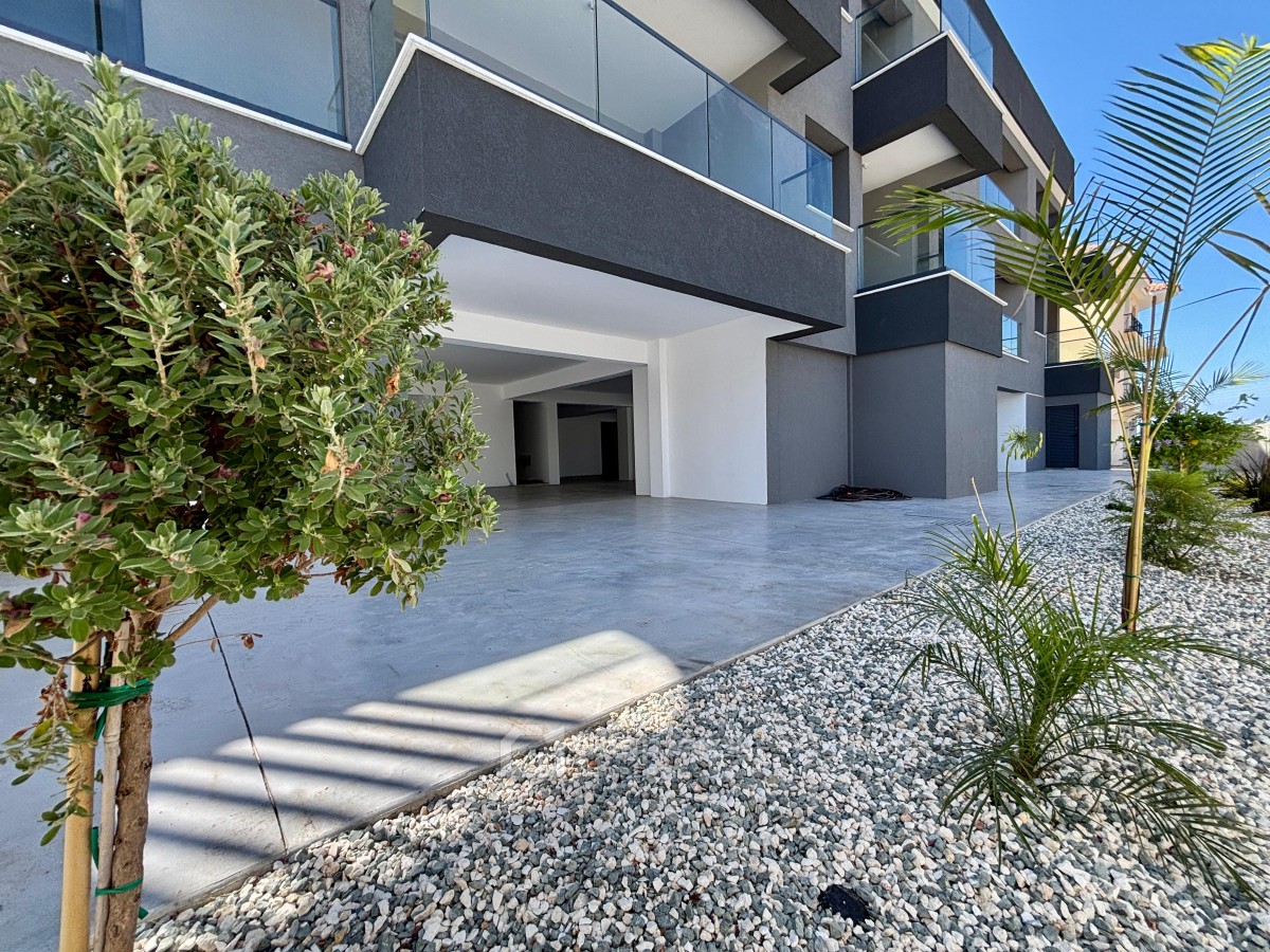 Apartment For Sale  in  Empa