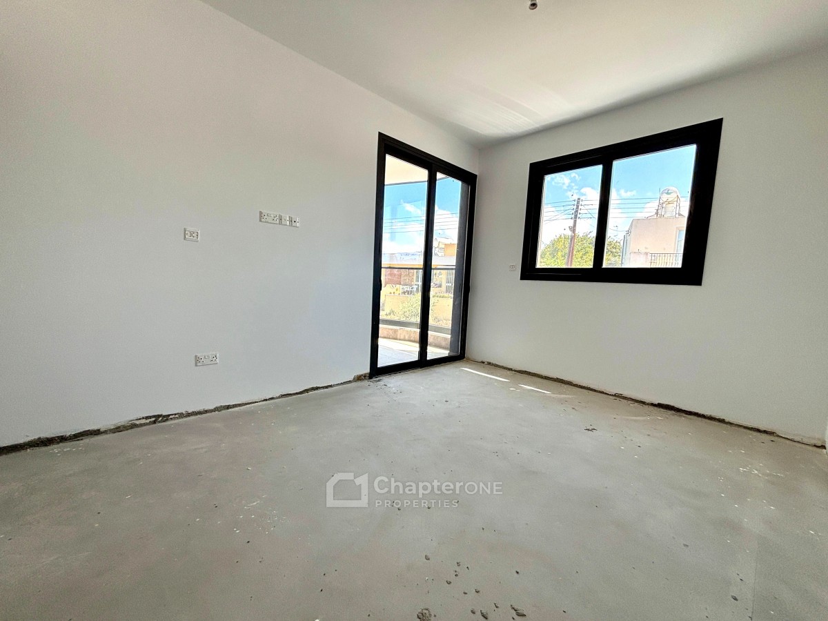 Apartment For Sale  in  Empa