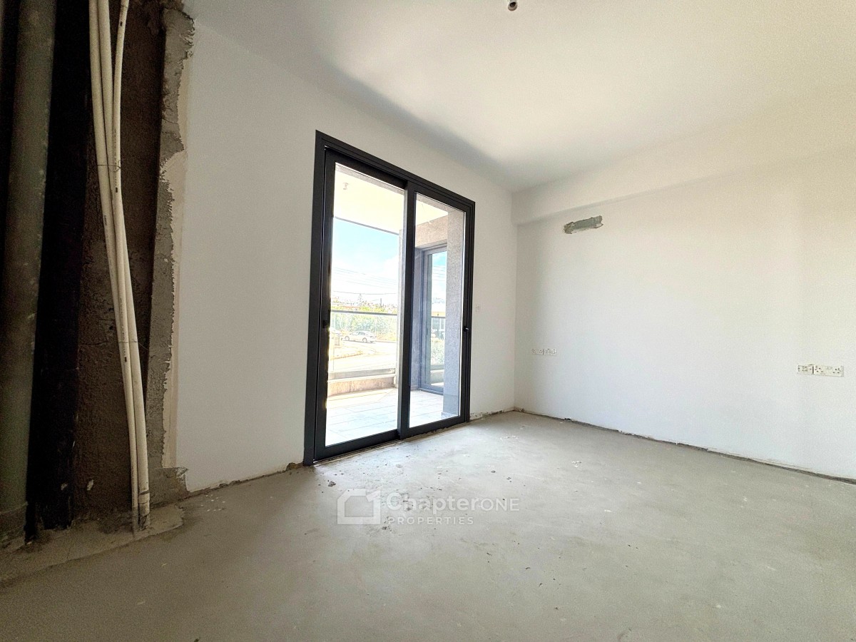 Apartment For Sale  in  Empa