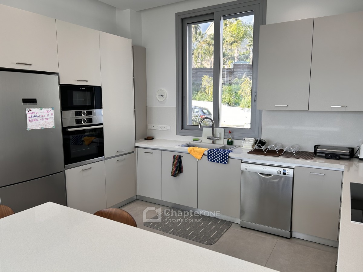 Detached Villa For Sale  in  Mouttagiaka