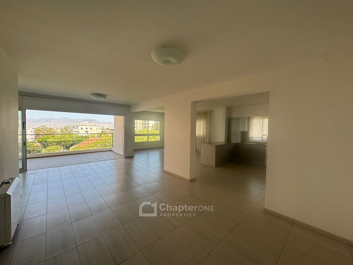 Penthouse For Rent  in  Strovolos - Acropolis