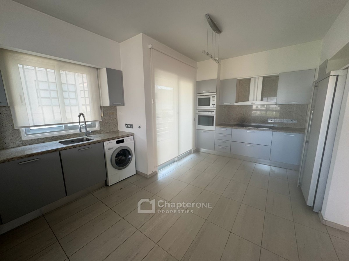 Penthouse For Rent  in  Strovolos - Acropolis