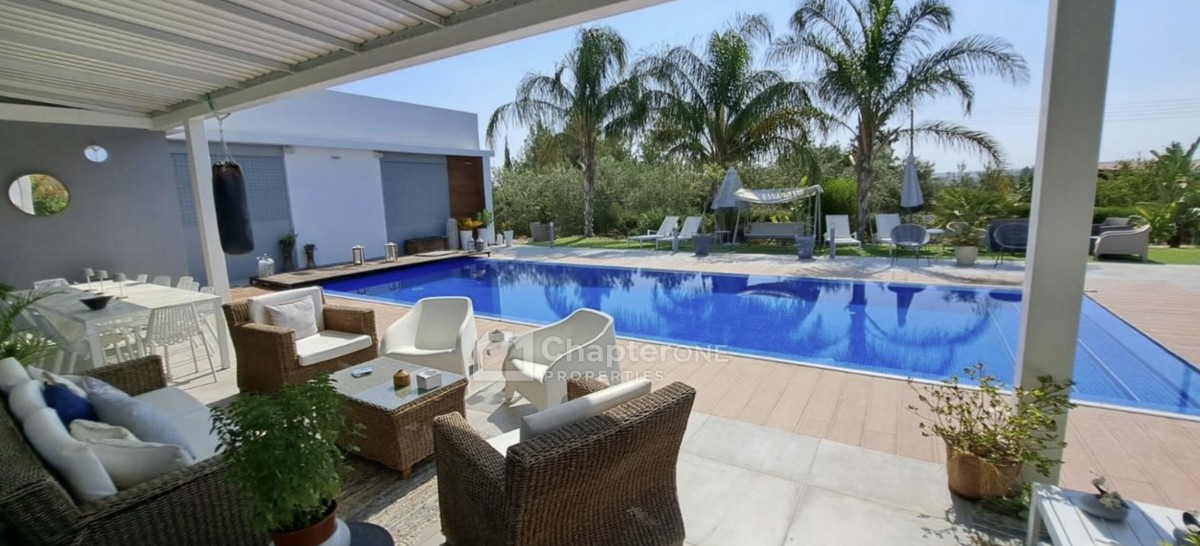 Detached Villa For Sale  in  Lakatameia - Anthoupolis