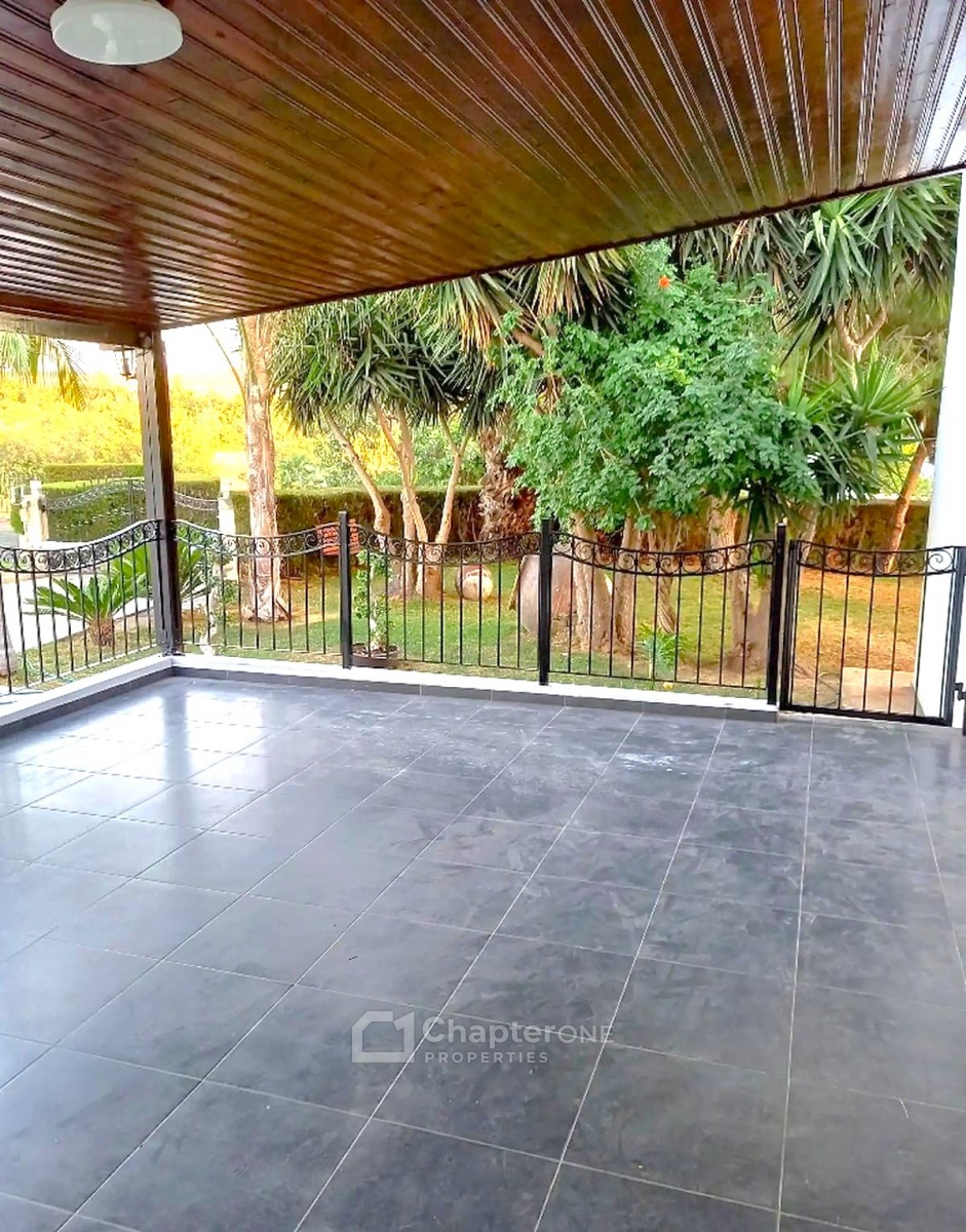 Detached Villa For Sale  in  Pentakomo