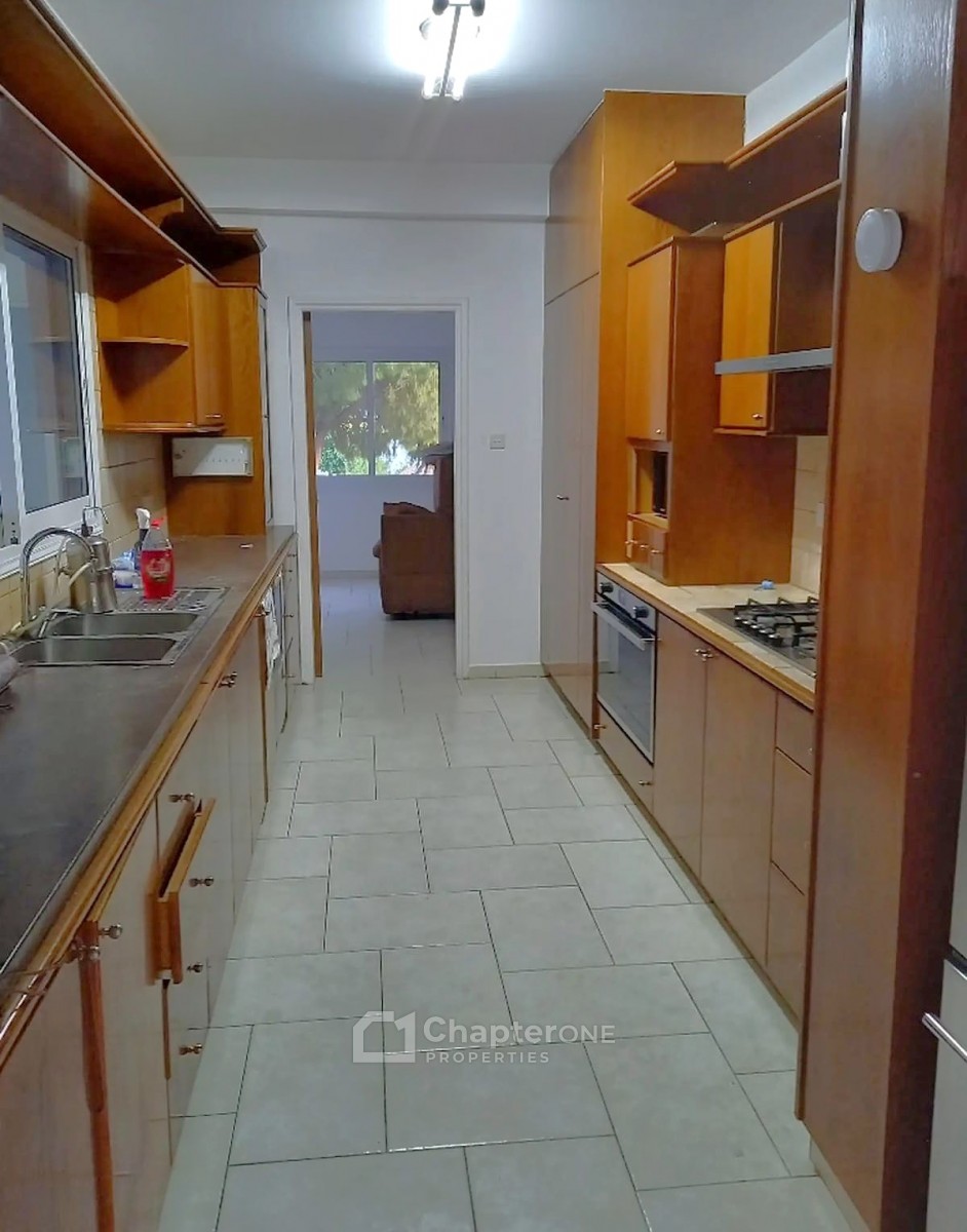 Detached Villa For Sale  in  Pentakomo