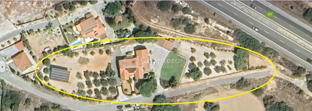 Detached Villa For Sale  in  Pentakomo