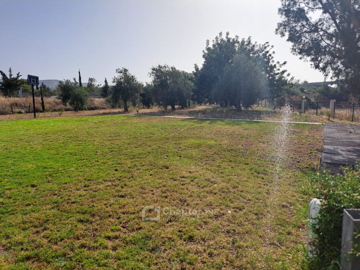 Detached Villa For Sale  in  Pentakomo