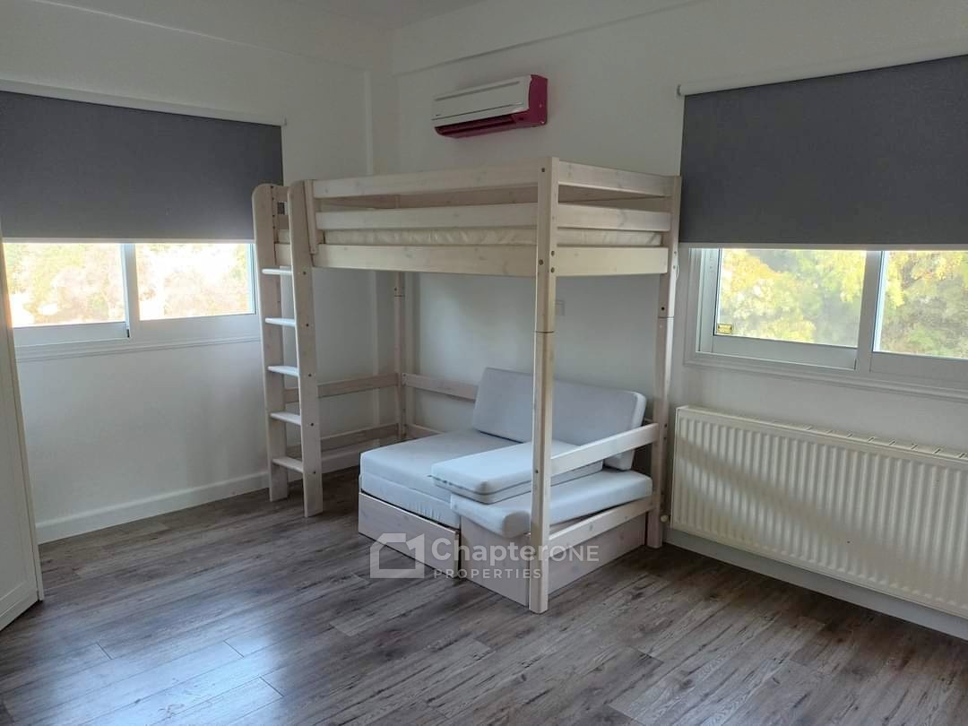 Detached Villa For Sale  in  Pentakomo