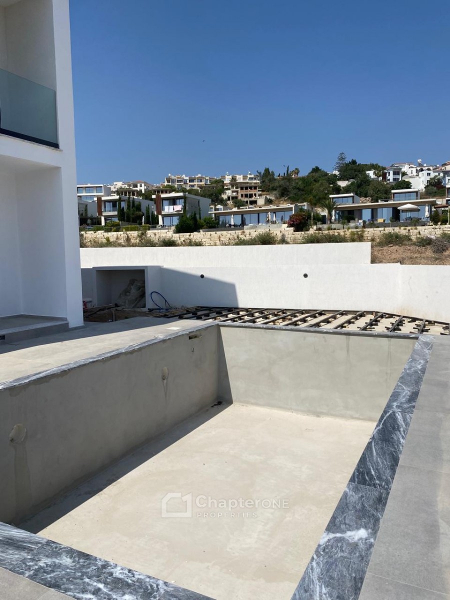 Detached Villa For Sale  in  Chlorakas