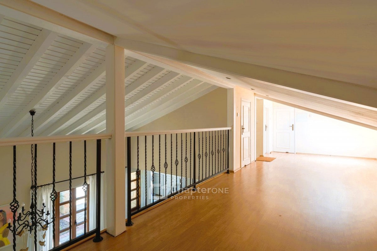 Detached Villa For Sale  in  Select Location