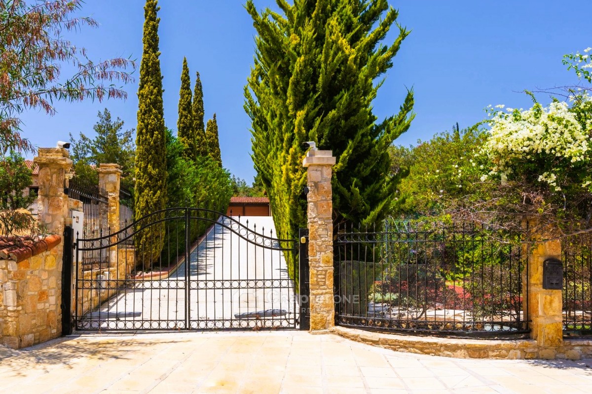 Detached Villa For Sale  in  Select Location
