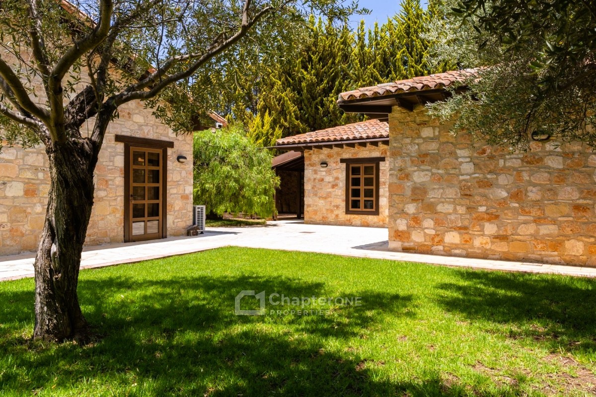 Detached Villa For Sale  in  Select Location