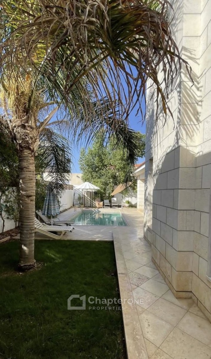 Detached Villa For Sale  in  GSP Area