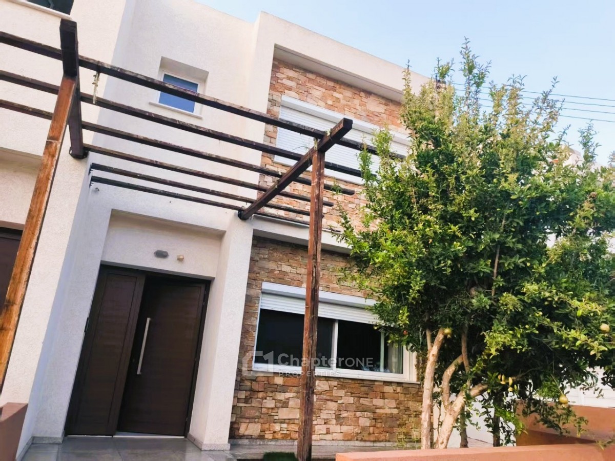 Detached Villa For Rent  in  Agios Athanasios