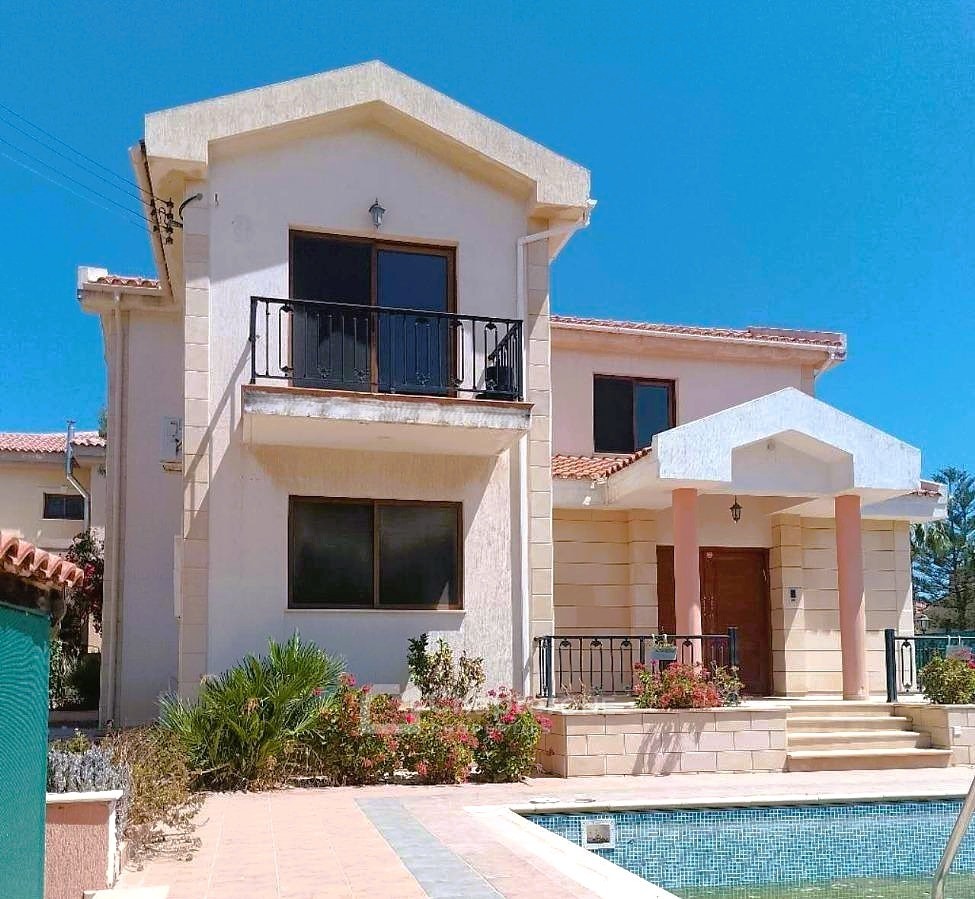 Detached Villa For Sale  in  Mouttagiaka