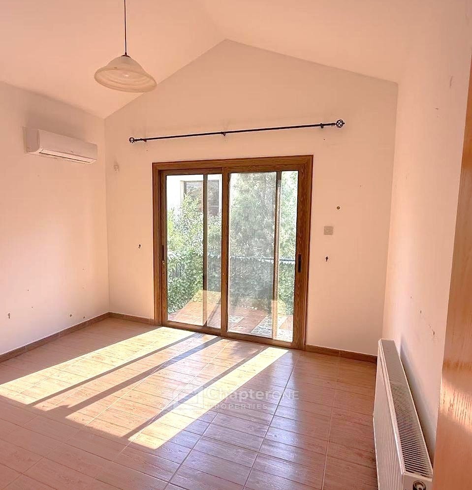 Detached Villa For Sale  in  Mouttagiaka