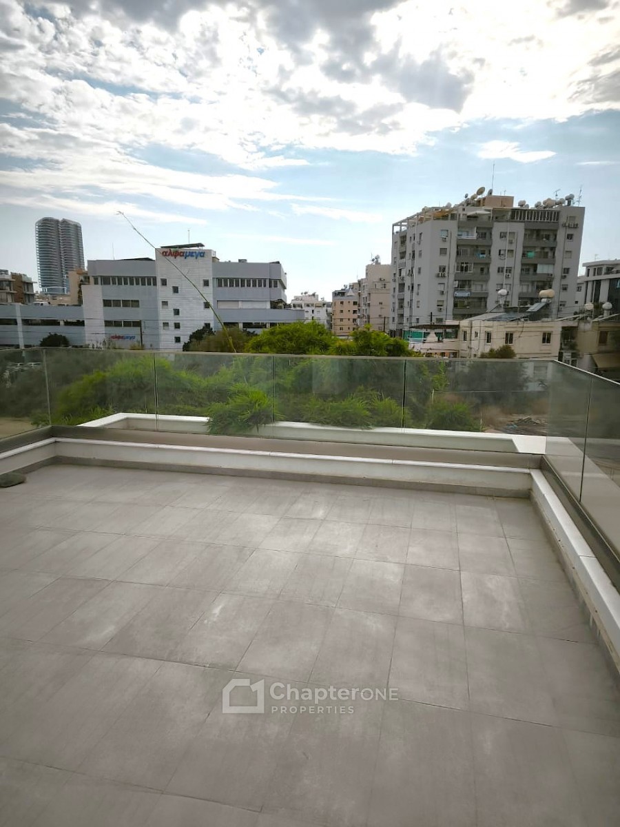 Detached Villa For Sale  in  Agios Athanasios