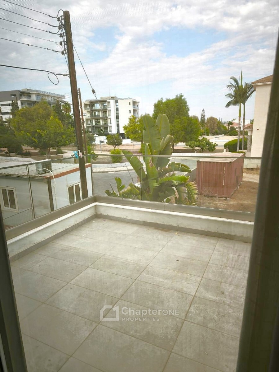 Detached Villa For Sale  in  Agios Athanasios