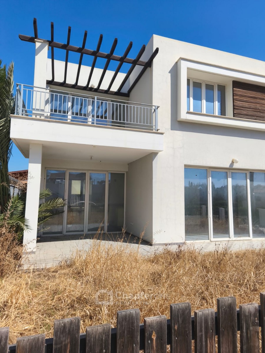 Detached Villa For Sale  in  Parekklisia