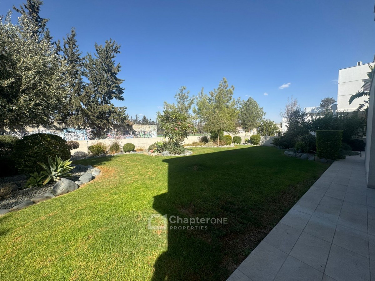 Detached Villa For Rent  in  Strovolos - Stavros