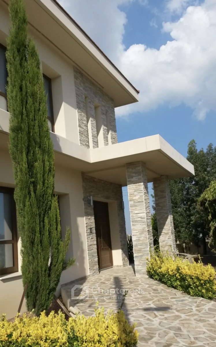 Detached Villa For Sale  in  GSP Area