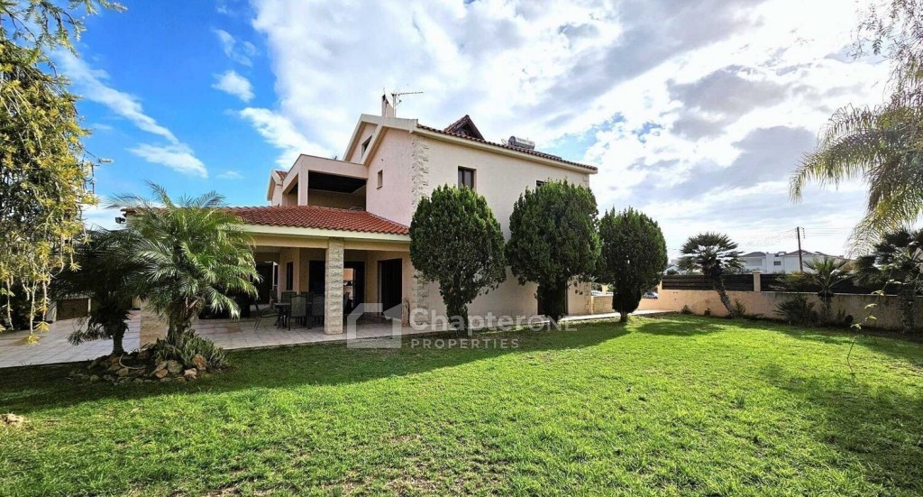 Detached Villa For Sale  in  Agios Athanasios