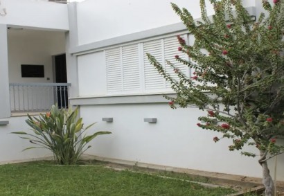 Aglantzia, Nicosia Detached Villa For Sale | C8033