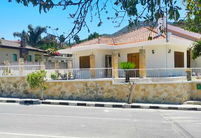 Foinikaria, Limassol Bungalow Rented | C8144