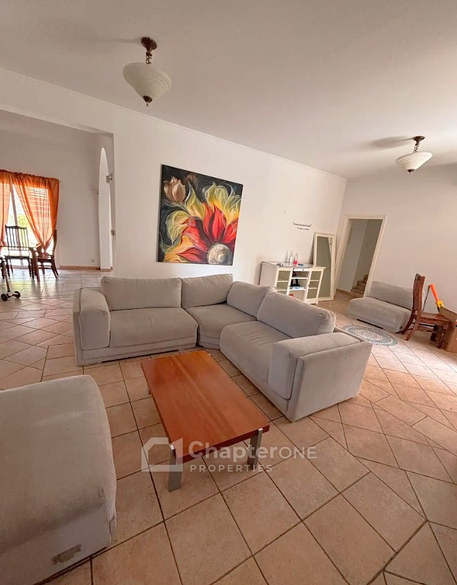 Detached Villa For Rent  in  Foinikaria