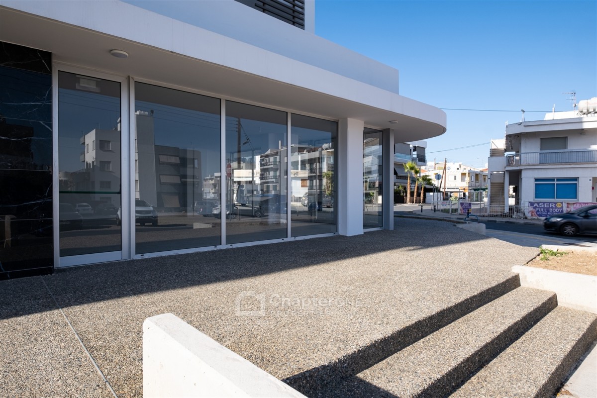 Detached Villa For Sale  in  Strovolos - Chryseleousa