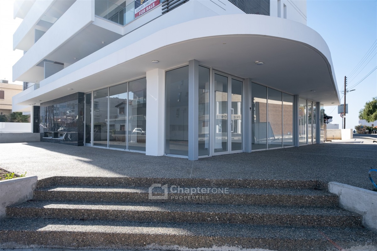 Detached Villa For Sale  in  Strovolos - Chryseleousa