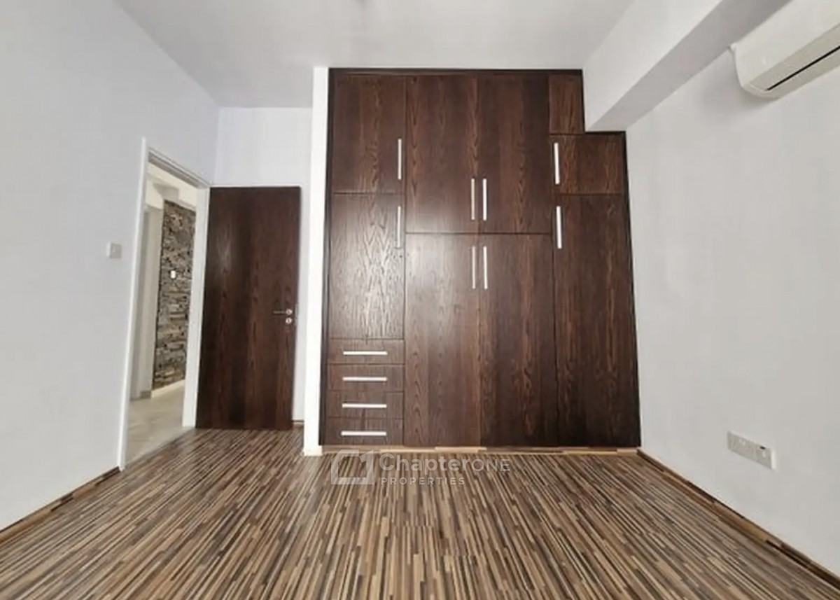 Apartment For Rent  in  Agioi Omologites