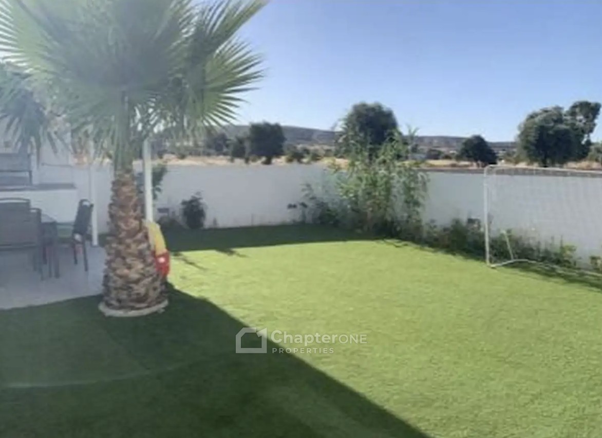 Detached Villa For Sale  in  Analiontas