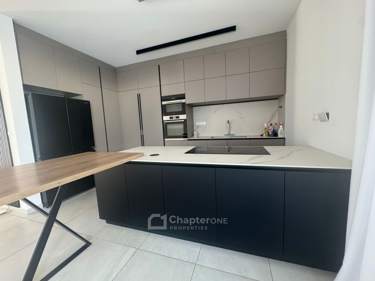 Detached Villa For Rent  in  Egkomi