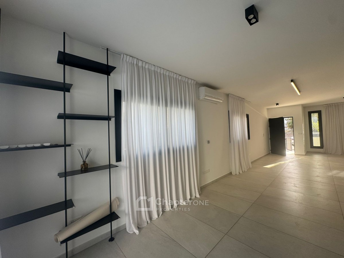 Detached Villa For Rent  in  Egkomi