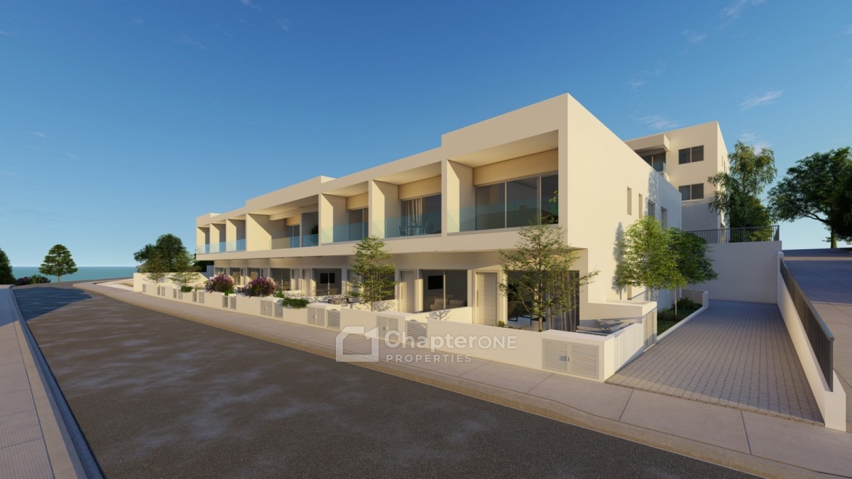 Semi Detached Villa For Sale  in  Chlorakas
