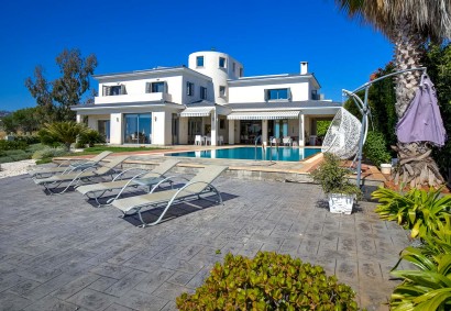 Konia, Paphos Detached Villa For Sale | C8590