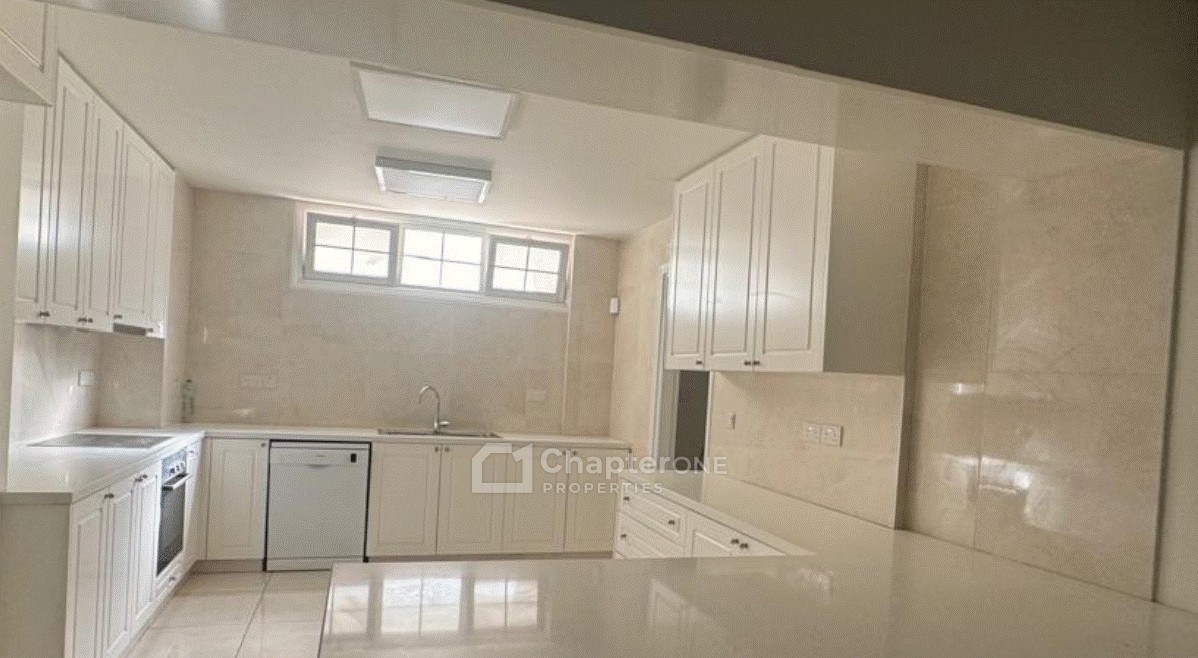 Detached Villa For Rent  in  Agioi Omologites